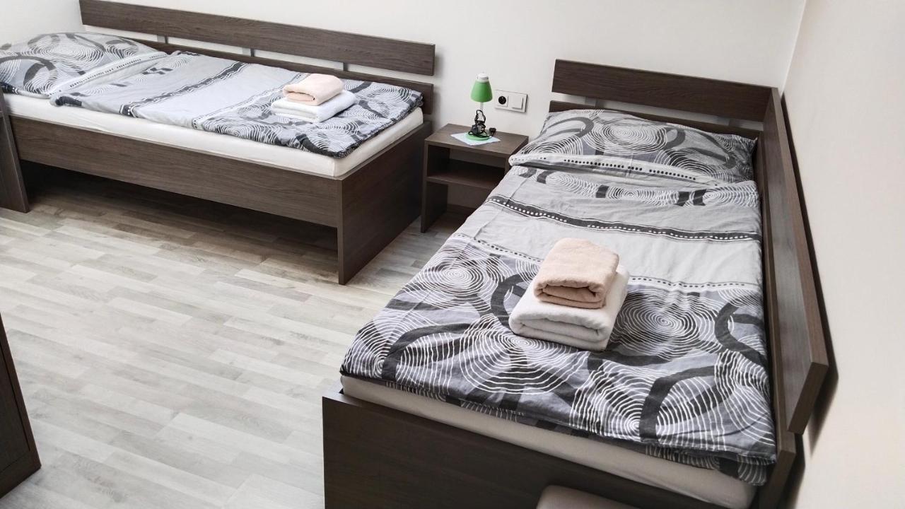 Penzion U Brázdů Ivancice Exterior foto